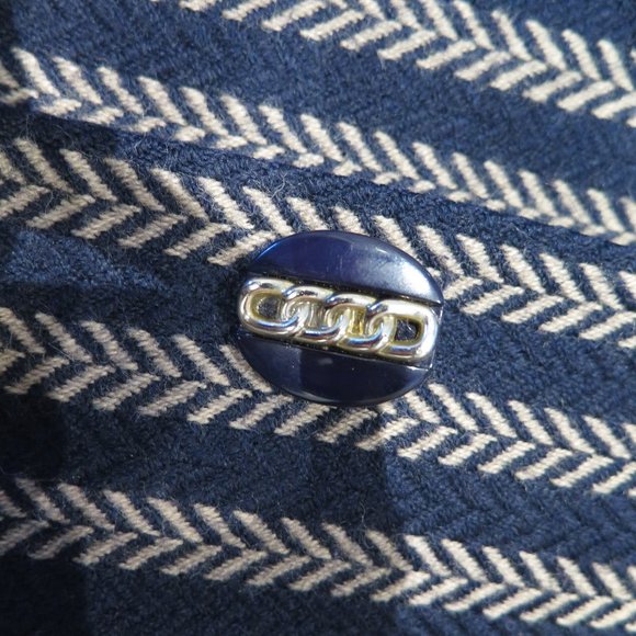 Pure Virgin Wool Vintage Coat - Picture 9 of 14